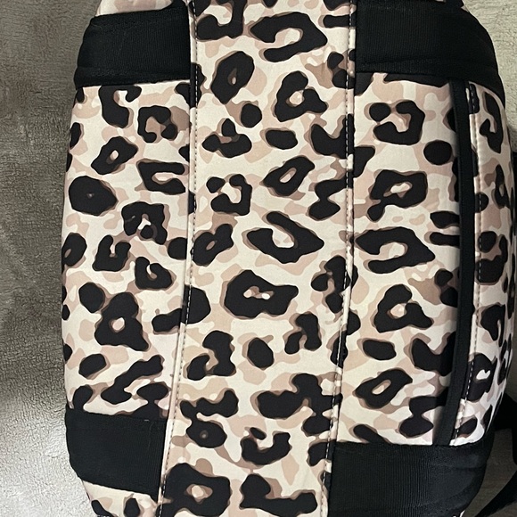 Dagne Dover Medium Landon Carryall in Leopard - Picture 5 of 11